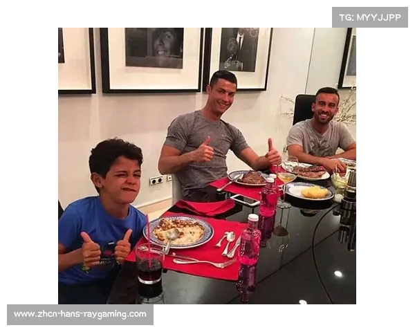 C罗豪宅管家月薪四万却苦寻不会做寿司的大厨引发热议