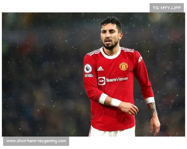 曼联解雇服务三十年的工作人员 震惊全体员工引发热议